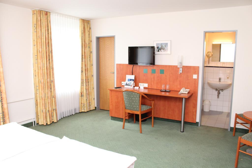 Stadthotel Duesseldorf Екстер'єр фото