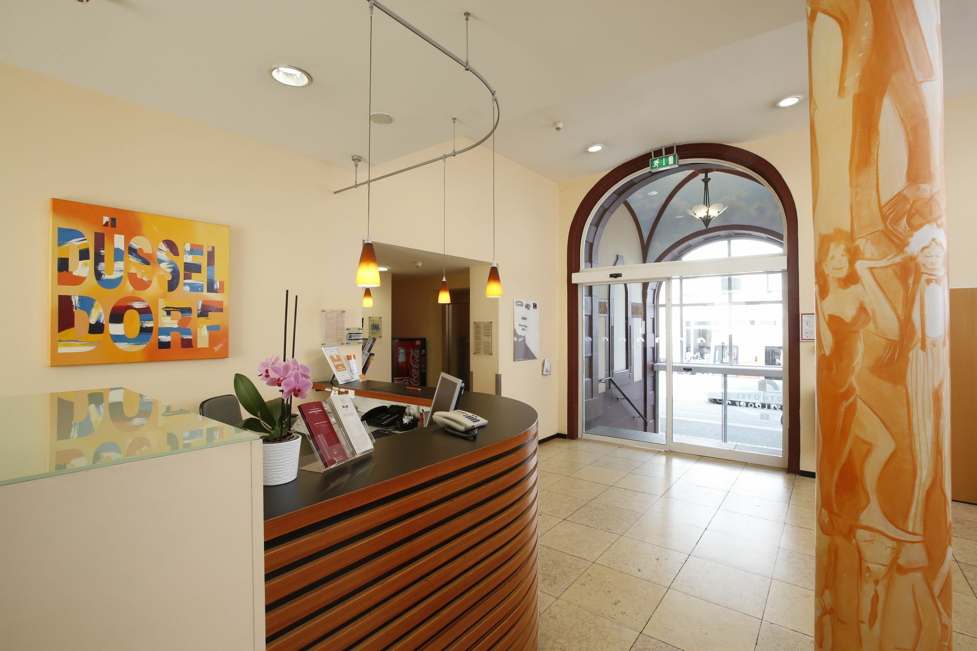 Stadthotel Duesseldorf Екстер'єр фото